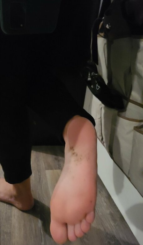 smelliefeetsweetie modèle magnifique photos