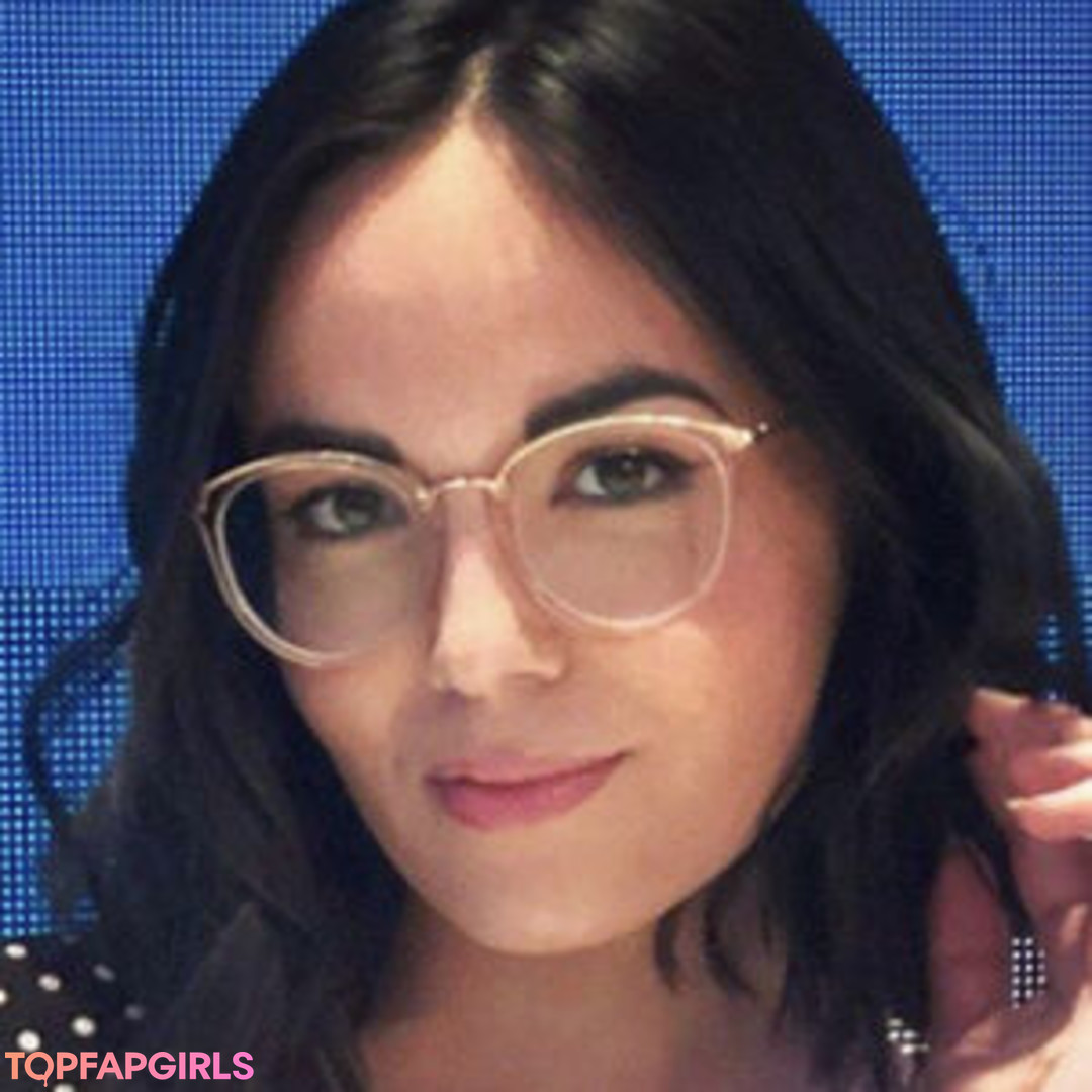 Agathe Auproux actriz exclusiva recopilación