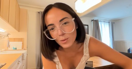 Agathe Auproux modèle exclusif archive