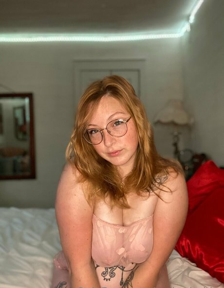 mak chubby estrella porno caliente fotos