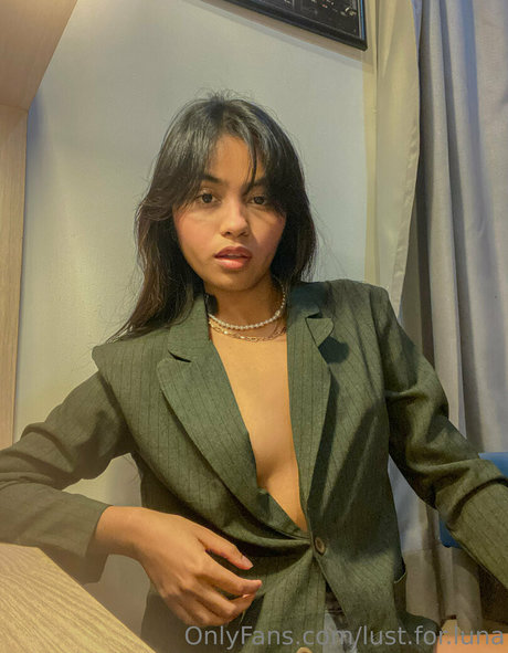 lust for luna modèle porno collection