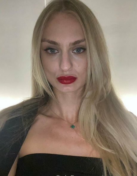 gigixgossiptalk high quality model images
