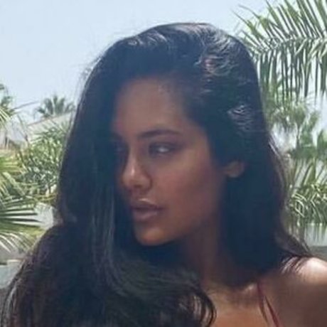 Esha Gupta sex actress gallery