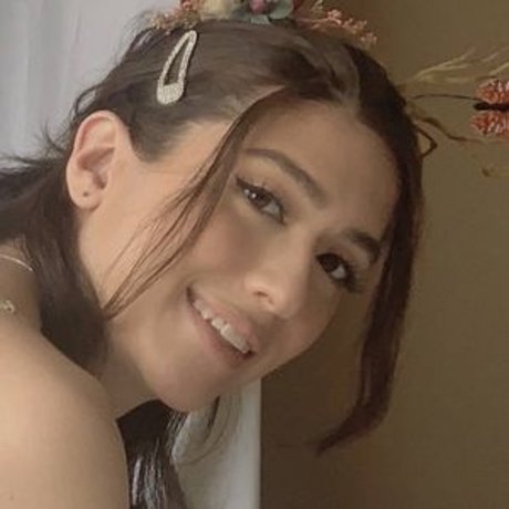 Uyuna actrice de sexe collection