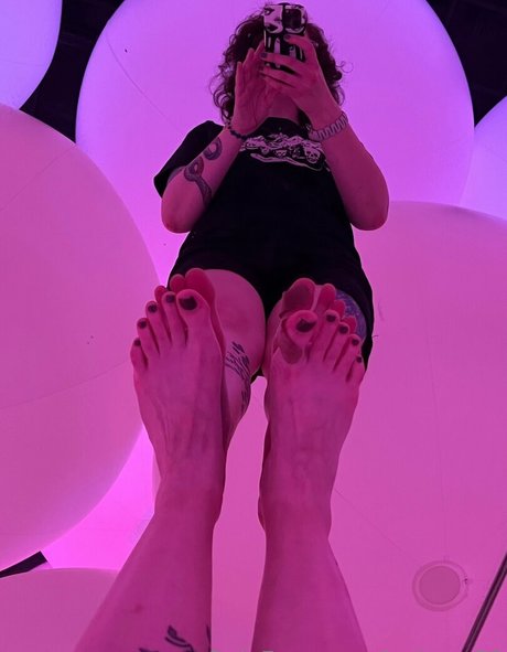 loritoes32 actrice adulte img