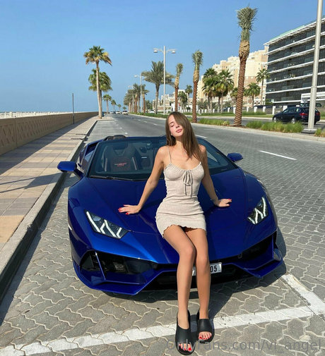 vi angel estrella superior galería