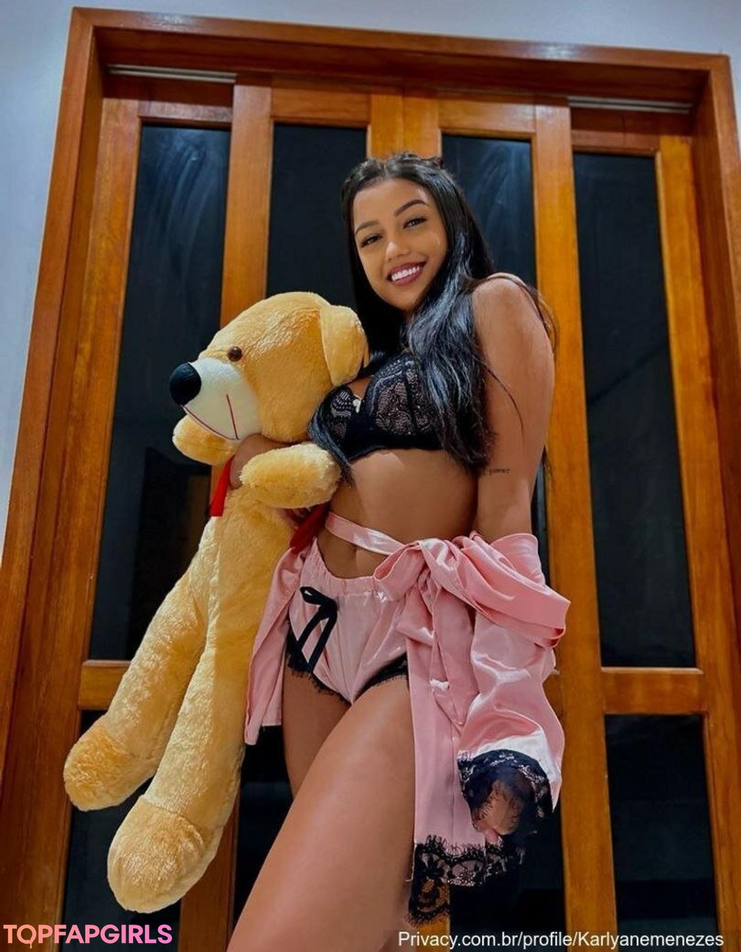 Karlyane Menezes sexy pornstar photos