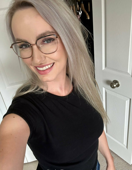 nurseryleigh jolie actrice collection