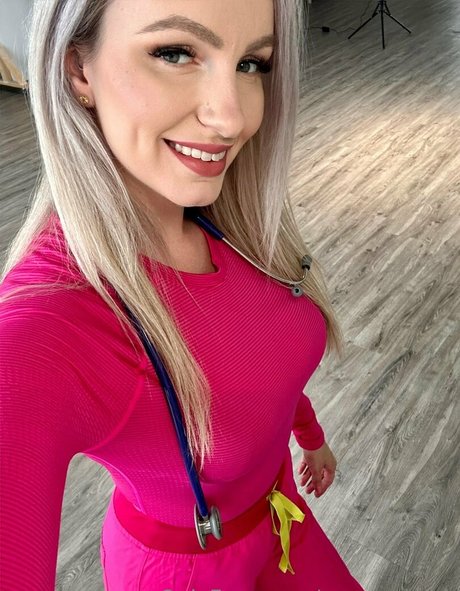 nurseryleigh model erotic pictures