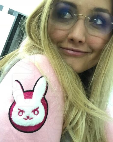 Naomi Kyle actrice pornographique des photos