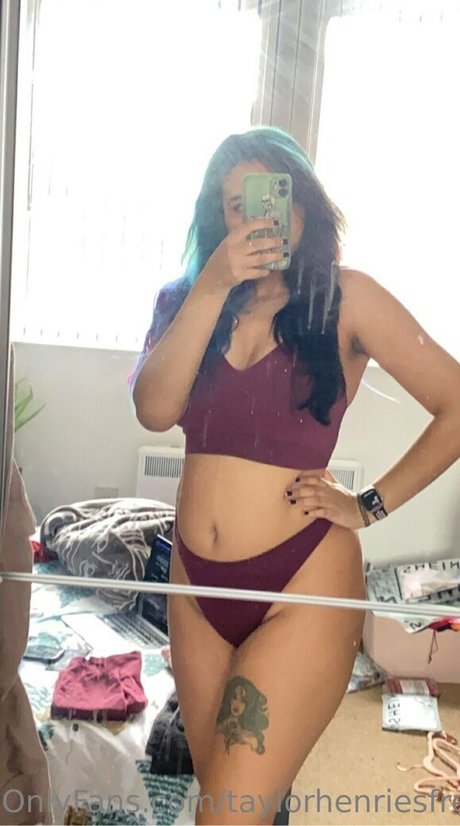 taylorhenriesfree modèle meilleur img