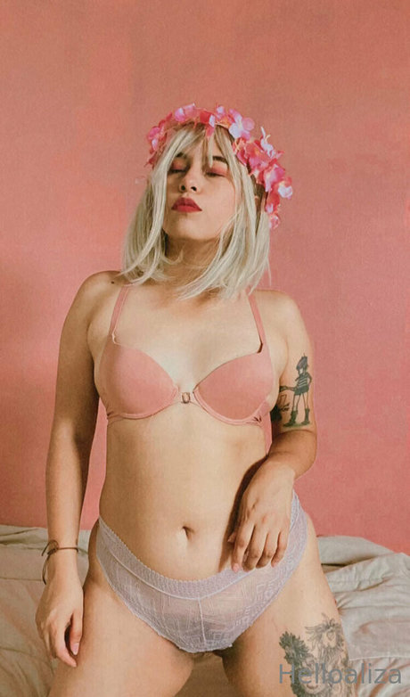 helloaliza modèle sympa image