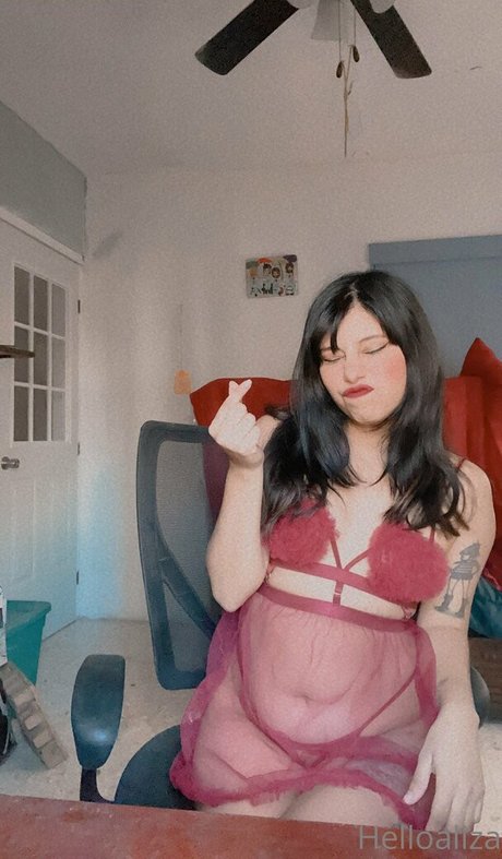 helloaliza modelo superior fotos