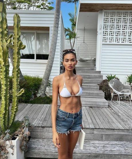 Kelly Gale étoile exclusive galeries