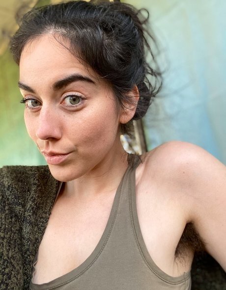 Scarlet Labelle actriz desnuda fotos