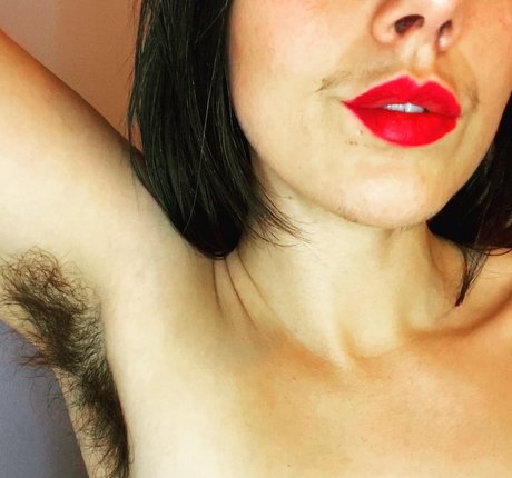 Scarlet Labelle star du porno gratuit galeries