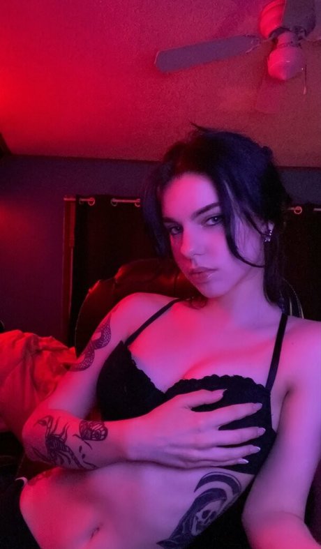 Srullaa porn star img