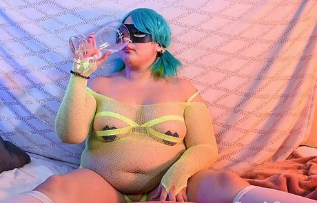 couchqueenie star du porno érotique photo