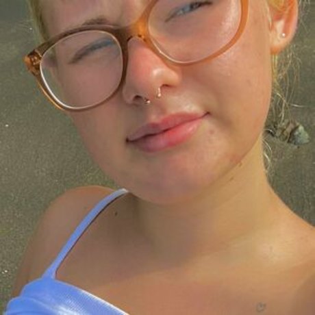 bllondeangell nus star du porno photos