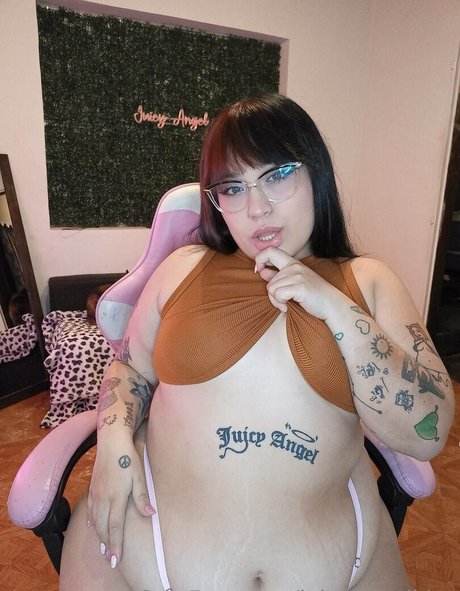juicyangelbbw actrice parfaite photo