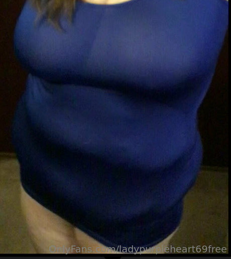 ladypurpleheart69free sexy model image