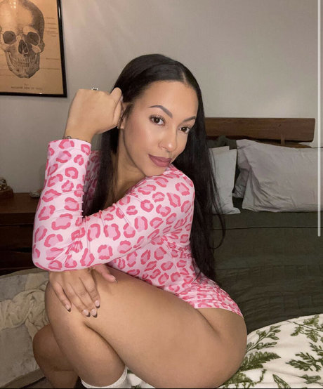 Curvy Goddesses actriz desnuda galerías