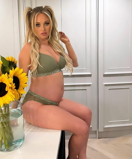 Jorgie Porter mannequin galerie