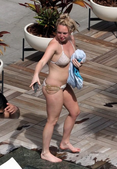 Jorgie Porter étoile chaude image