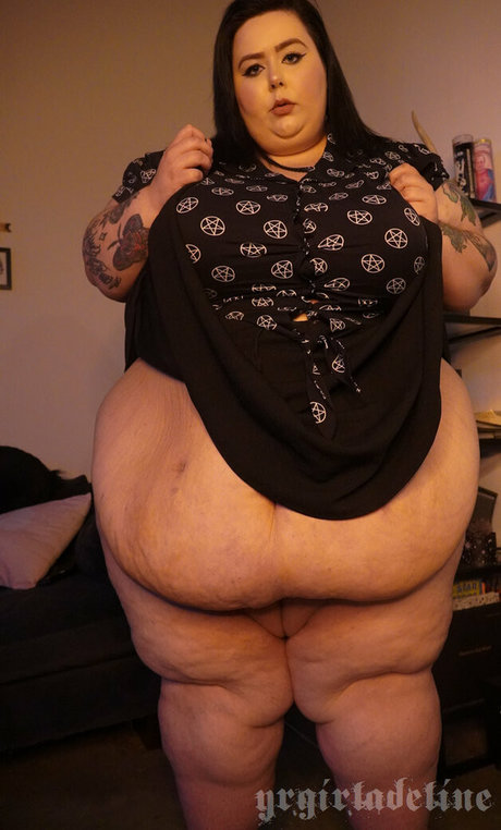 gothgfadeline modelo atractivo galerías