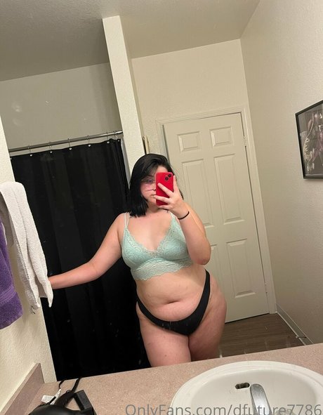 dfuture7786 bonita actriz archivo