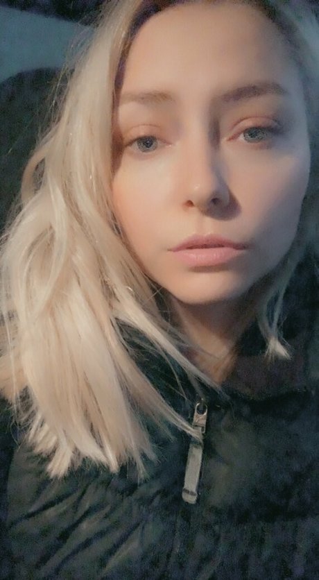 rosy blondbabe star du sexe photo