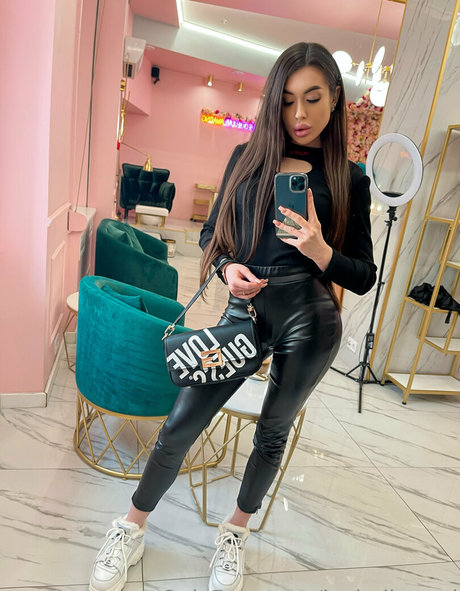 dinadimond sexo estrella fotos