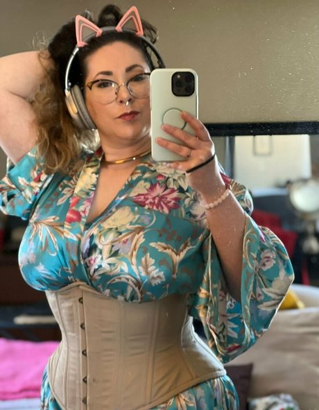 Penelope34J bonita estrella porno foto