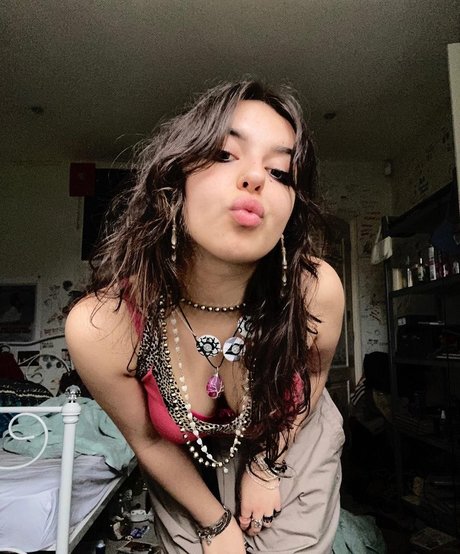 Maddy Adderley modèle sympa img