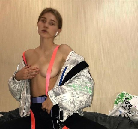 GingerTeeny actrice artistique photo