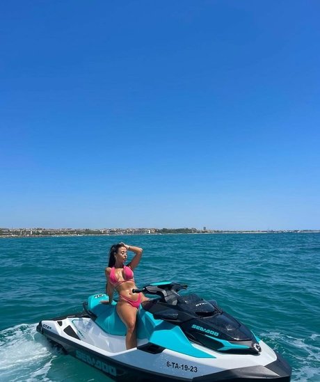 Sara Izquierdo xxx étoile archive