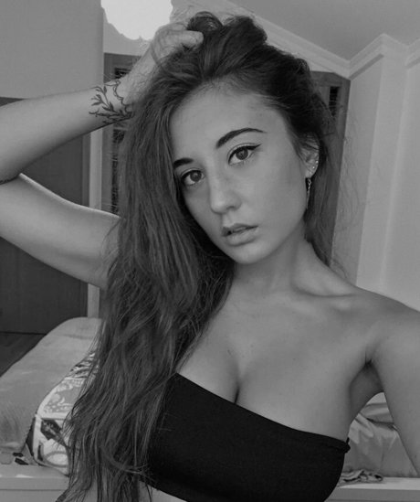 Raquel Tamborino star érotique collection