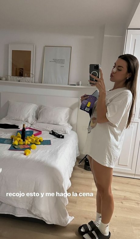 paulagonu estrella porno perfecta imágenes