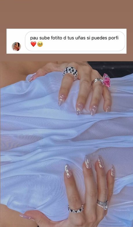 paulagonu modelo hermosa fotos