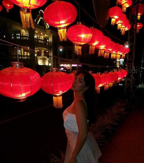 Maria De Nati estrella superior galerías