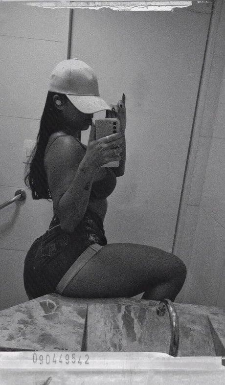 Juju Bellini mejor estrella galerías