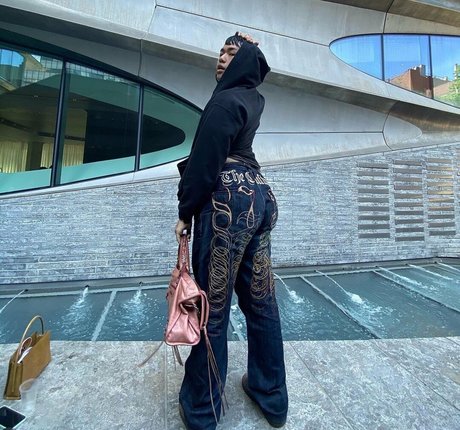 lewdkittyyyy estrella del arte imágenes