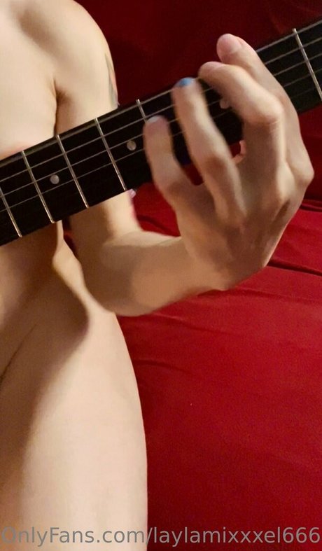 laylamixxxel666 sexe de star du porno des photos