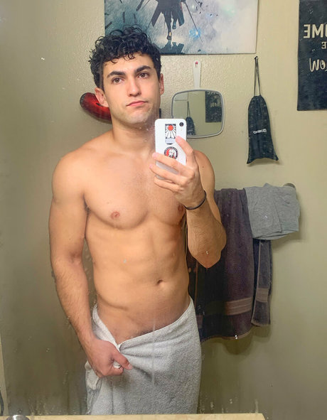 frankie tajin actriz desnuda imágenes
