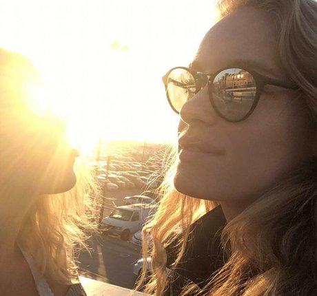 Leven Rambin modelo de alta calidad archivo