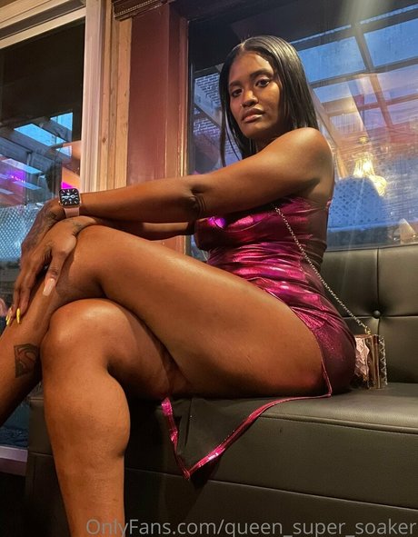 queen super soaker star du porno de haute qualité galerie