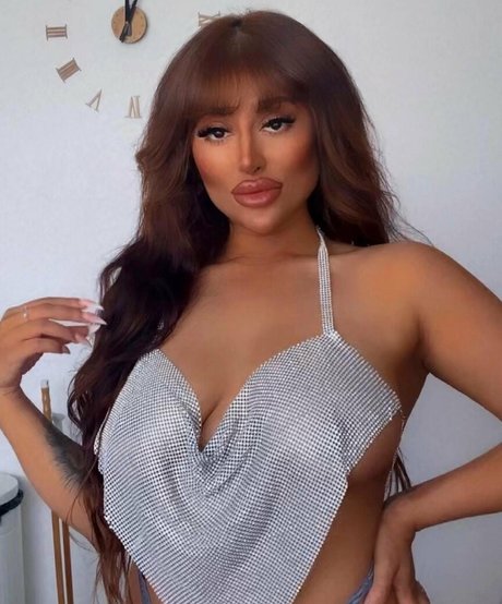 Priya Yasmin X estrella del sexo imágenes