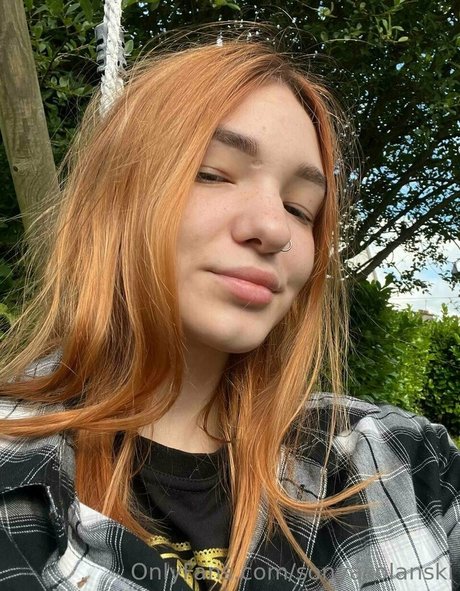 sonyasolanski joli modèle img