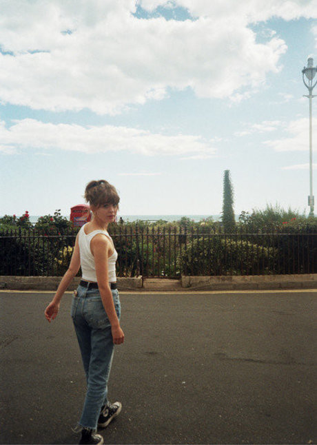 Maisie Peters actrice érotique galerie