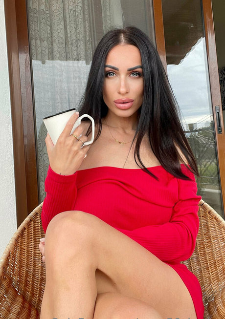 ana 50shades buena actriz fotos